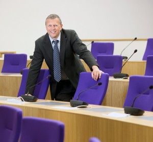 Andy Miles from Willmott Dixon in the new council chambers