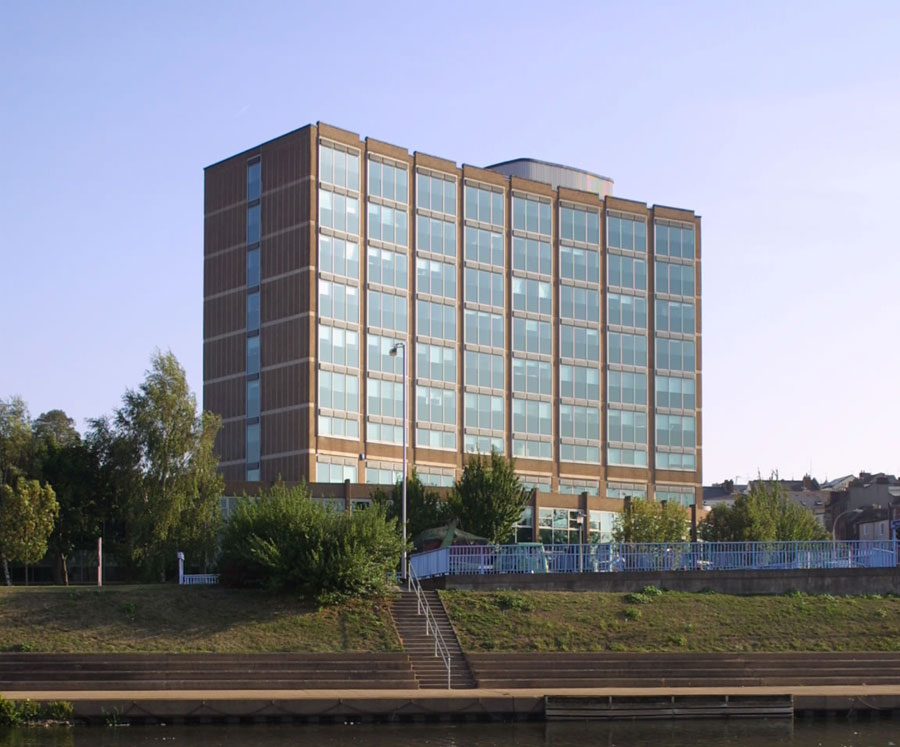 40Renslade--External-Photo