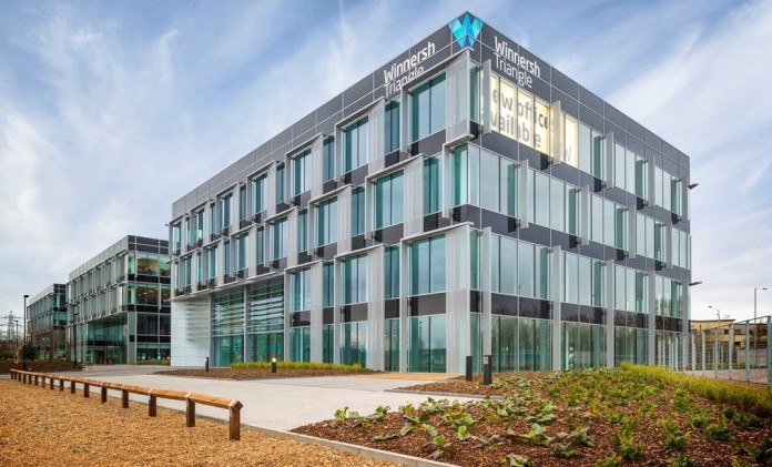 1030 Eskdale Road - 1250px V3