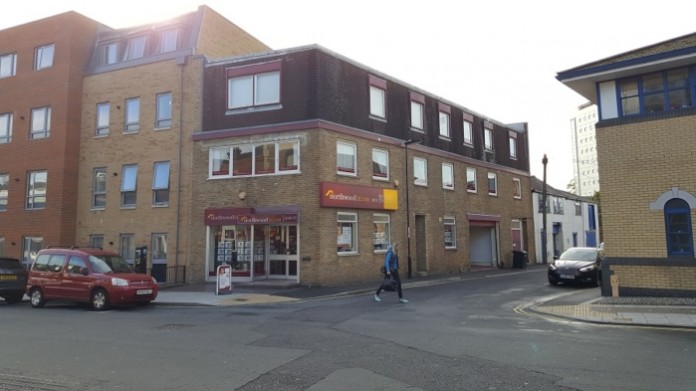SG sell office building in Southampton
