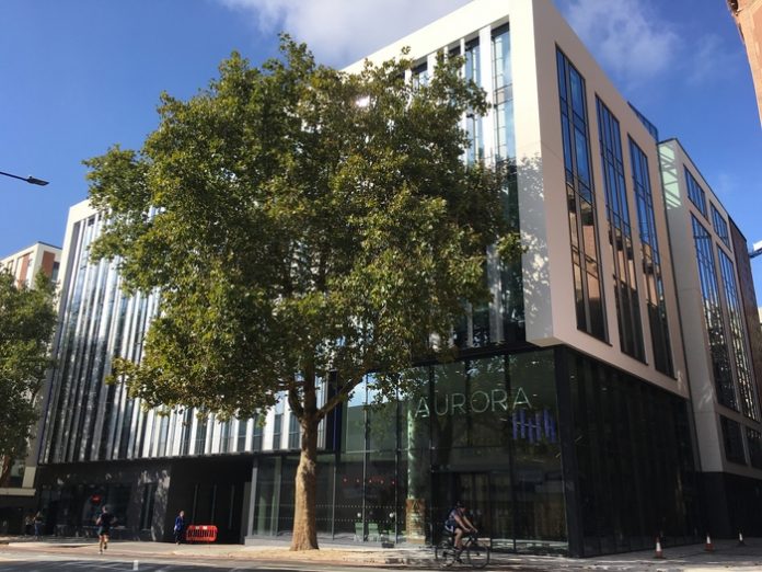 Aurora, Finzels Reach 031018