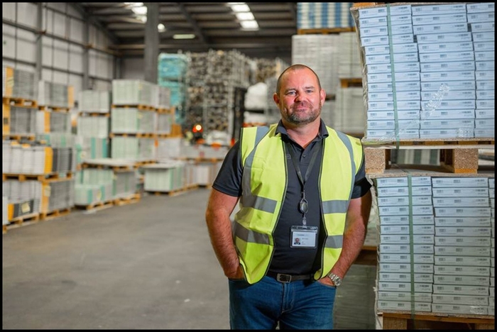 warehouse worker jobs coventry