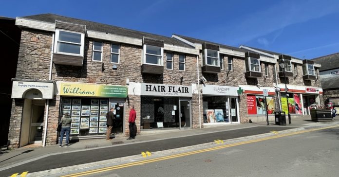 Photo 26-04-2021, 11 48 39