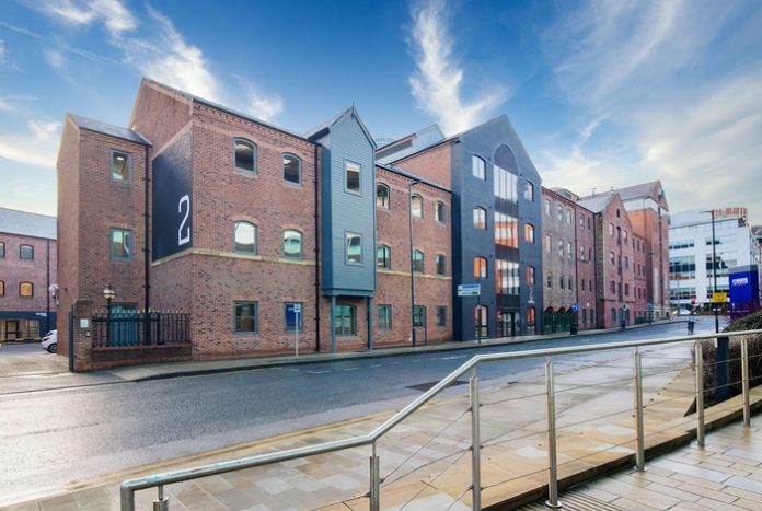 KF-2 Embankment Day Resize