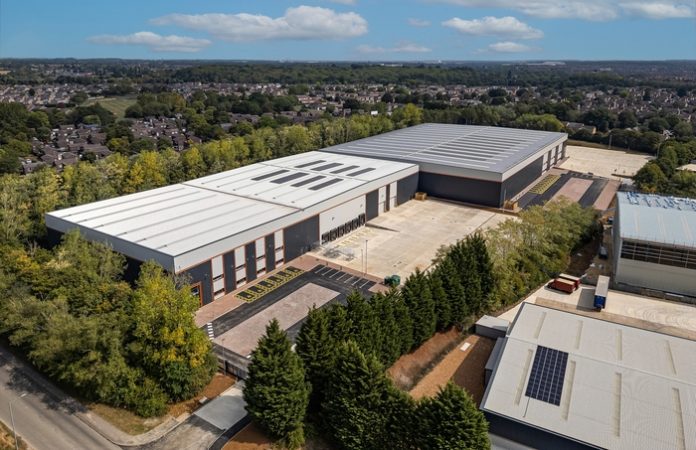 Hortons - Saxon 79-129 Saxon Park Corby-0001-SML