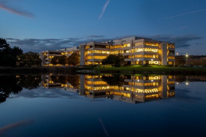 Lakeside North Harbour 1