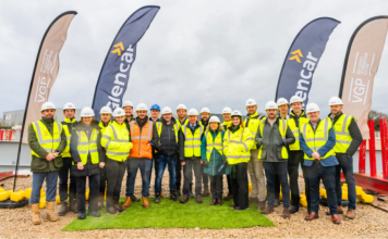 Glencar hosts steel-signing ceremony at VGP Park East Midlands