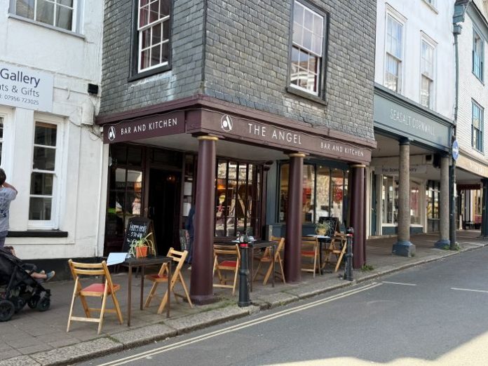 20250821_091531388_iOS