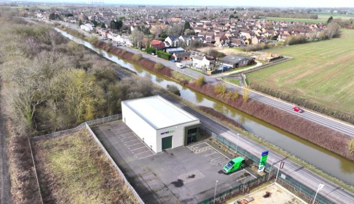 Aerial - Unit 1 Riverside Court Riverside Enterprise Park Saxilby Lincoln - BTG Eddisons - May 2026 (1)