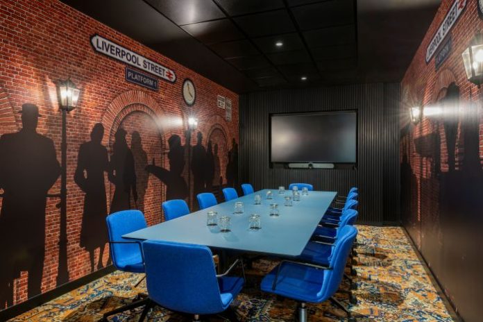 Liverpool St Meeting Room